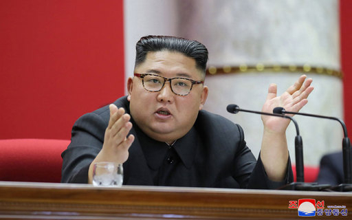 제7기 제5차 전원회의를 지도하는 김정은. 평양=조선중앙통신·연합뉴스 