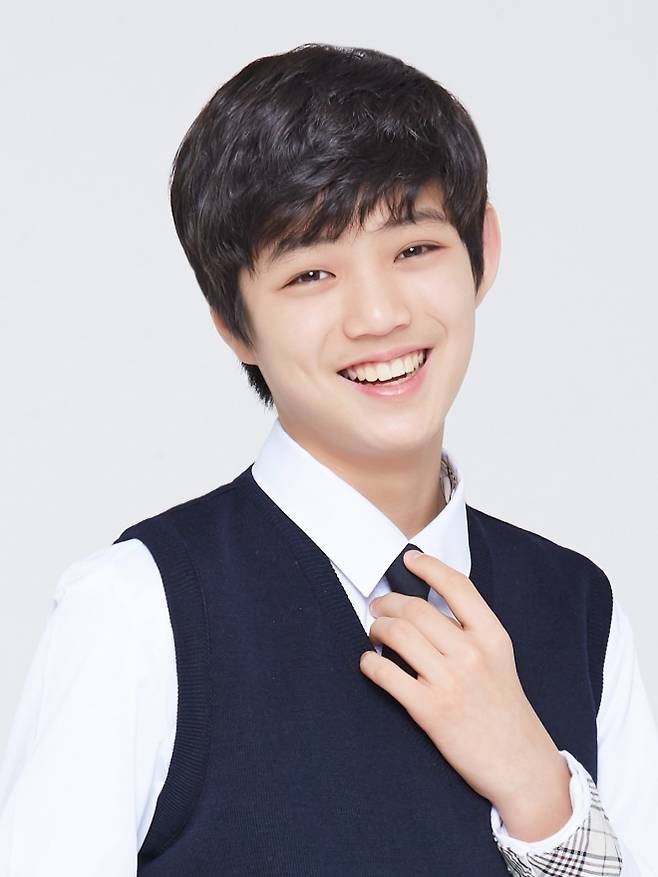 부부의 세계 원작 결말 상간녀 뜻 재방송 닐슨코리아 시청률 김희애 박해준 한소희 박선영 김영민 채국희 이경영 김선경 전진서 심은우 이학주 정재성 김종태 7회 원작 인물관계도 닥터 포스터 첫방송