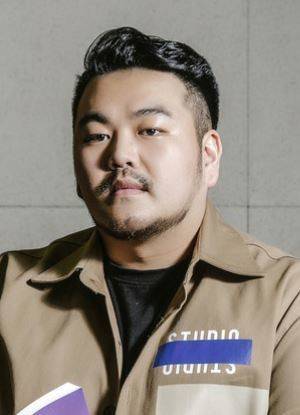 박상영 소설가