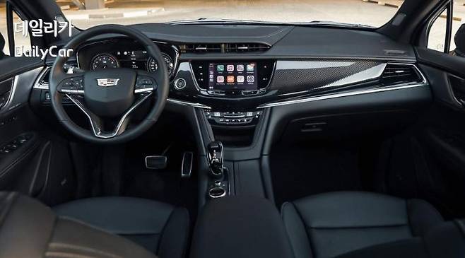 캐딜락 XT6 (인스트루먼트 패널)
