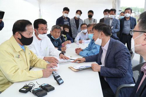 고양시장, LH 개발이익 환수 위해 삼송역서 현장집무 [사진 = 고양시]