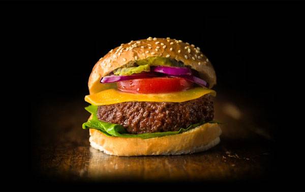 세포배양육 개발 기업 네덜란드 모사미트가 소의 줄기세포를 배양해 만든 고기로 제조한 버거 제품. [사진 제공 = 모사미트]