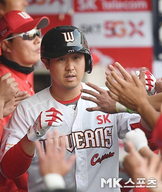 최정 터지자 살아난 비룡..SK, 2020시즌 '첫 연승' 모드