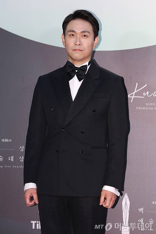배우 오정세가 5일 오후 경기도 고양시 킨텍스에서 열린 제56회 백상예술대상 시상식 레드카펫 행사에서 포즈를 취하고 있다. /사진제공=백상예술대상 사무국