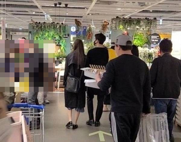 ‘하트시그널3’ 천인우, 이가흔의 데이트 목격담이 불거졌다. 온라인커뮤니티