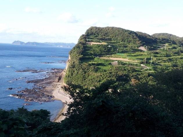 후백제 상선이 표류했던 대마도 북쪽 해안. 사진=윤명철 동국대 명예교수·우즈베키스탄 국립 사마르칸트대 교수