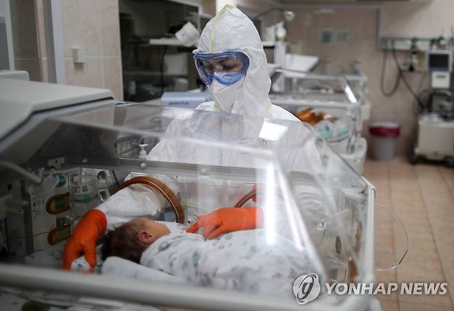 러시아의 한 코로나19 병동. 기사와 직접적인 관련 없음. [타스=연합뉴스 자료사진]