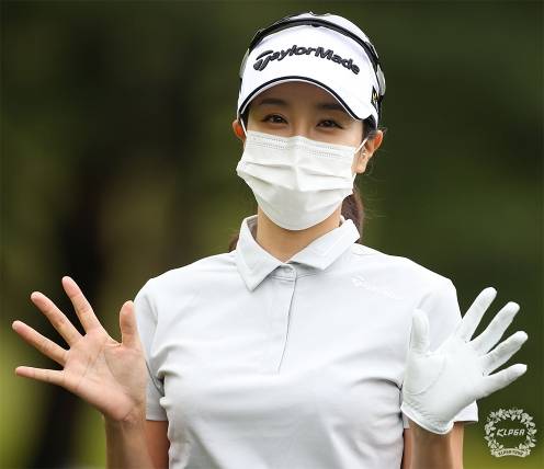 한국여자프로골프(KLPGA) 투어 2020년 KLPGA 비씨카드(BC카드)·한경 레이디스컵 골프대회에 출전한 정재은 프로. 사진제공=KLPGA