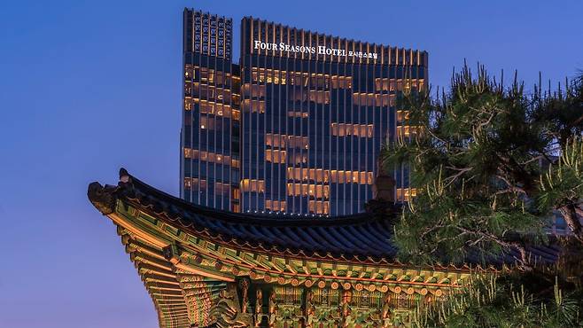 사진 포시즌스 호텔 홈페이지