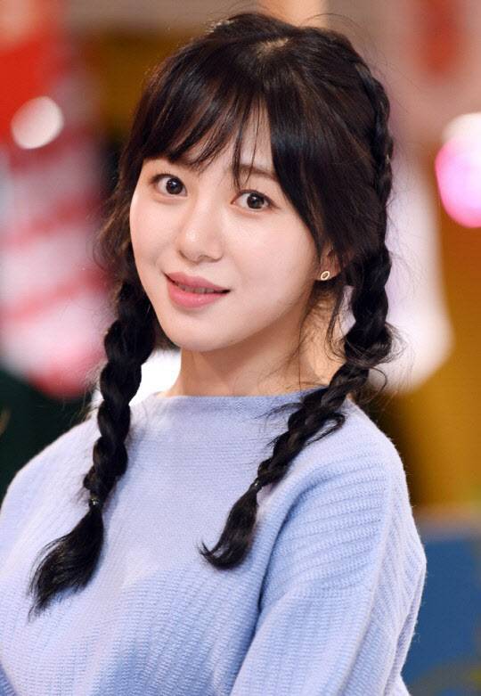 AOA 출신 권민아