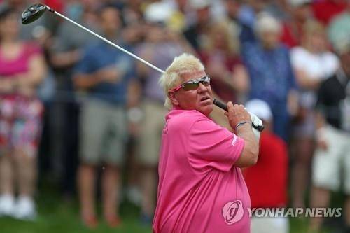 왕년의 장타왕 존 댈리는 기행과 과음의 영향으로 더블파 이상의 스코어를 왕왕 기록해 화제가 됐다.