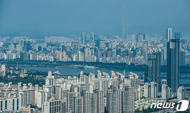 서울 시내 아파트. 2020.7.7/뉴스1 © News1 안은나 기자