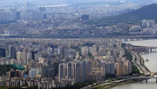 사진은 서울 강남구 일대 아파트 단지들의 모습. <연합뉴스>