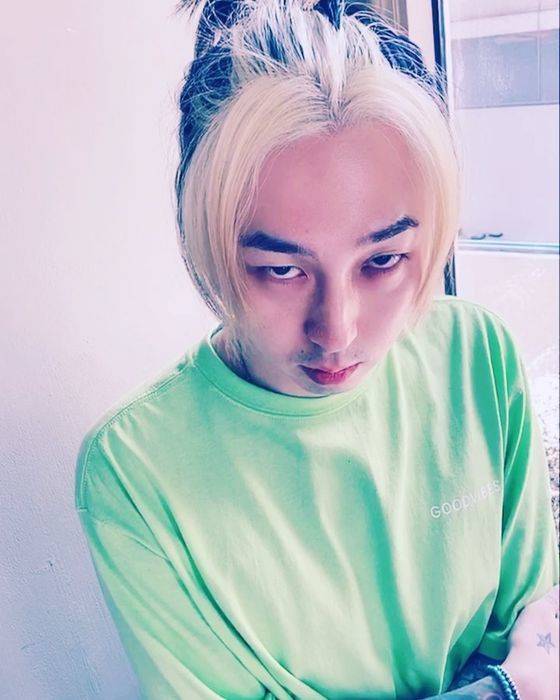 제니의 '세기말' 헤어 스타일을 똑같이 따라해 웃음을 준 래퍼 슬리피. 사진 슬리피 인스타그램