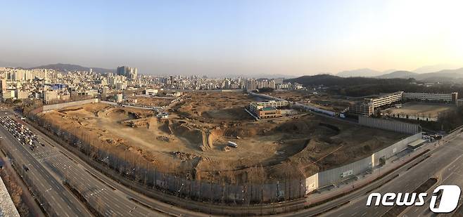 서울 강동구 둔촌주공 재건축 공사 현장.(뉴스1 자료사진)© 뉴스1