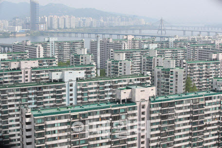 서울 송파구의 재건축 추진 아파트 단지 전경(사진=연합뉴스)