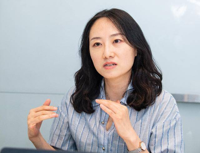 [저작권 한국일보] 김진경 빅밸류 대표가 AI로 부동산 시세를 분석하는 프롭핀테크 사업에 대해 설명하고 있다. 정준희 인턴기자.