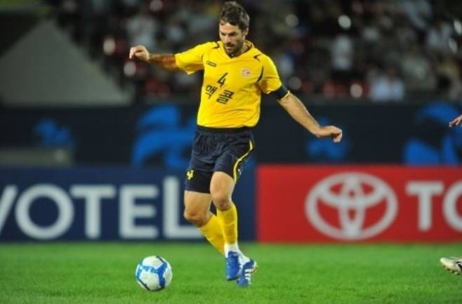 K리그 최초 외국인 주장이었던 사샤.