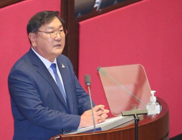 김태년 더불어민주당 원내대표가 20일 국회 본회의에서 교섭단체 대표연설하고 있다. /사진=연합뉴스