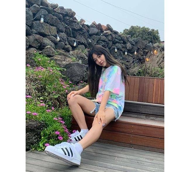 래퍼 하선호가 SNS에 연인과의 커플 사진을 게재했다가 삭제해 관심이 집중되고 있다. 하선호 SNS