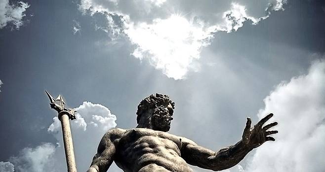 넵투누스 조각상