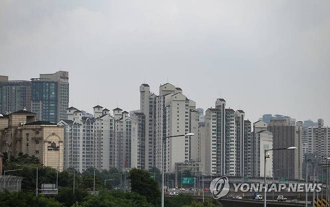 임대차 3법에 전셋값 폭등·품귀 현상 [연합뉴스 자료사진]