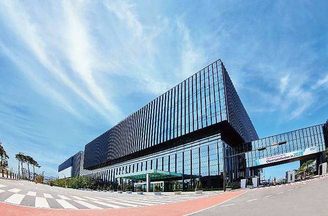 File photo of plant 3 taken in 2020 (Samsung Biologics)