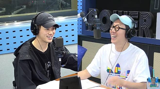철파엠' 에릭남 밝힌 #랜달 파크·데이식스 영케이 #애교 #해외투어 [종합]