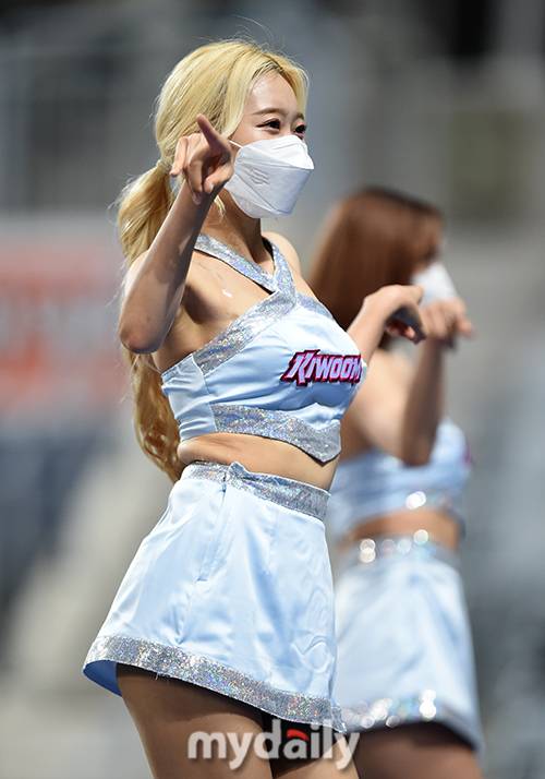 ▲ 치어리더 '환한 얼굴'