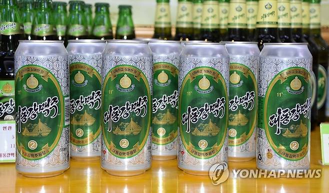 대동강 캔맥주 (평양 조선중앙통신=연합뉴스) 대동강맥주공장에서 새로 나온 캔맥주. 2017.3.15  [국내에서만 사용가능. 재배포 금지. For Use Only in the Republic of Korea. No Redistribution] photo@yna.co.kr