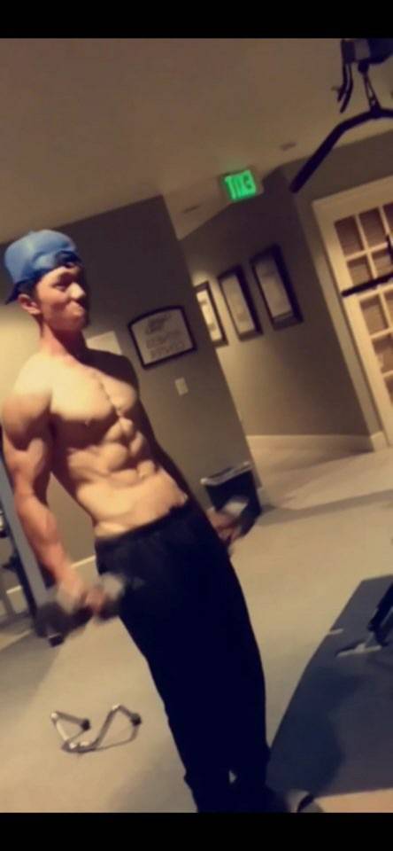 웨이트 트레이닝을 하고 있는 심종원. 사진제공=심종원