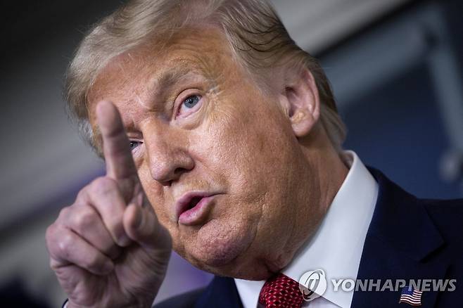 "세상이 이래서 유감" 총격사건 때문에 백악관 브리핑을 멈췄다가 재개한 도널드 트럼프 미국 대통령[UPI=연합뉴스]