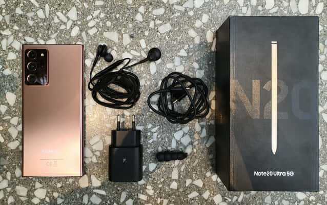 갤럭시노트20 울트라 구성품. (사진=지디넷코리아)