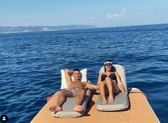 크리스티아누 호날두(왼쪽)와 조지나 로드리게스. /사진=조지나 로드리게스 인스타그램 캡처