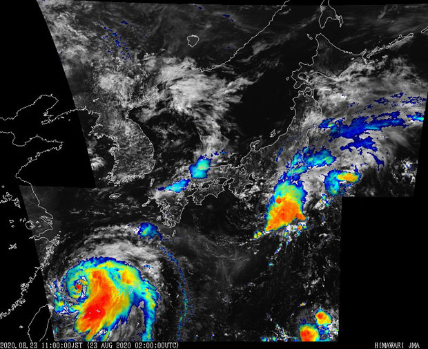 23일 오전(일본표준시) 일본 기상청(JMA) 히마와리 기상관측위성에 포착된 태풍 ‘바비’ (왼쪽 아래)
