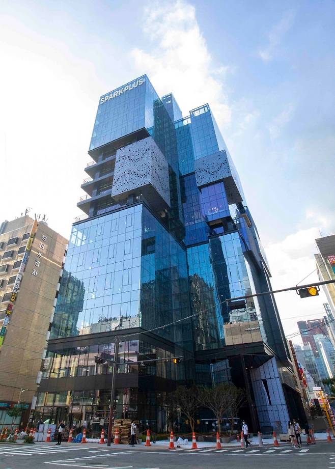 스파크플러스가 ‘강남4호점’을 연다. 사진은 강남4호점이 들어설 빌딩. /사진=스파크플러스