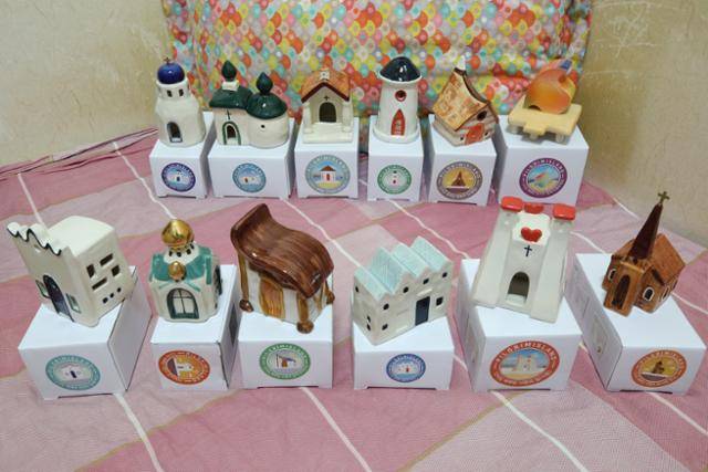 게스트하우스에서 판매하는 12사도 예배당 모형. 개당 1~2만원, 전체는 12만원이다. 택배비 5,000원 별도 ⓒ박준규