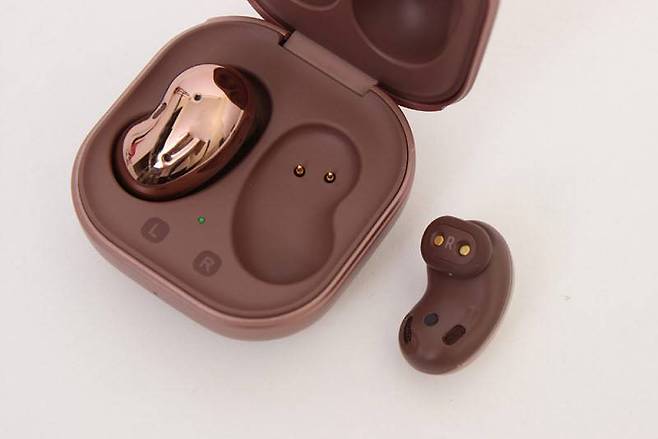 삼성 갤럭시 버즈 라이브