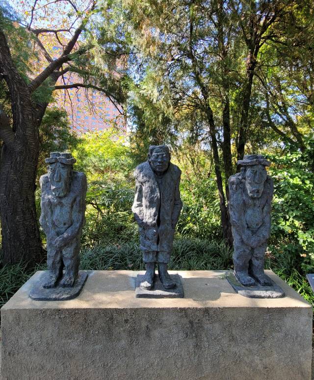 홍순모 ‘기다리는 사람들-85’ /조상인기자