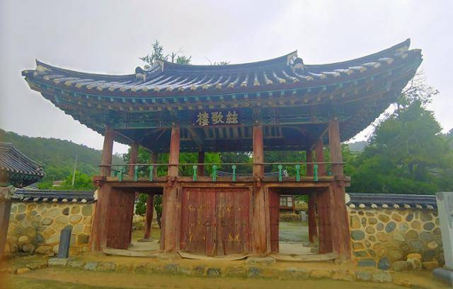 1906년 최익현이 임병찬 등 제자들과 함께 의병을 일으킨 정읍의 무성서원. 손호철 교수 제공