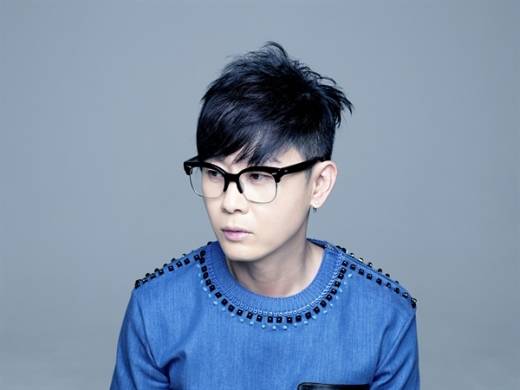 가수 이승환이 악플러 고소건 판결 내용을 공유하며 다시금 강경한 태도를 보였다. /사진=드림팩토리 제공