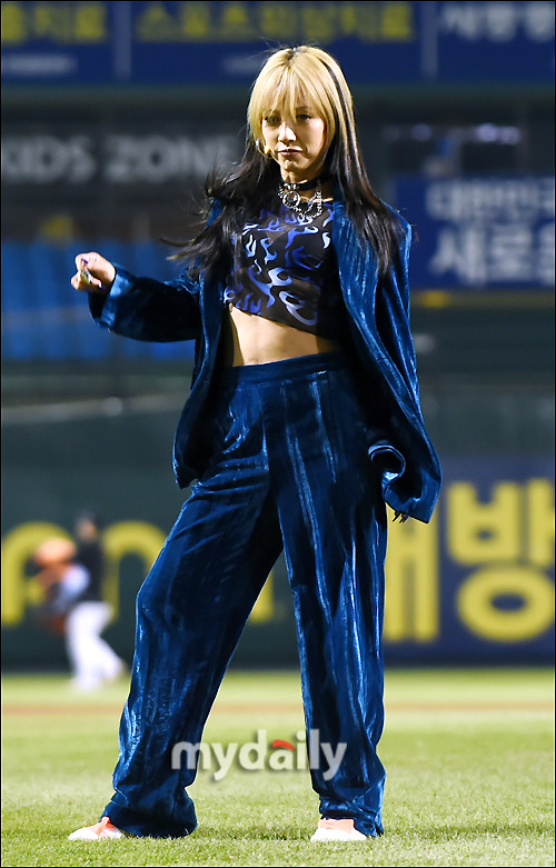 ▲ 환불원정대 천옥(이효리) '눈빛부터 남달라'