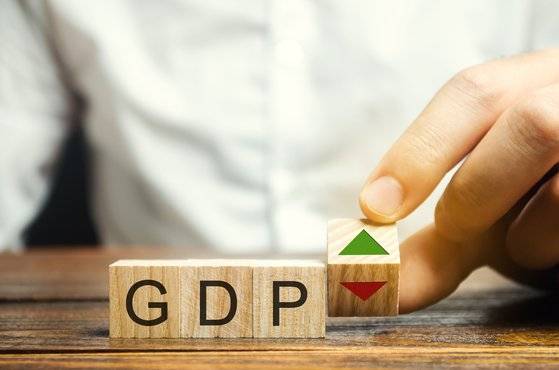 GDP 숫자 뒤엔 여러 함의가 있다. [셔터스톡]