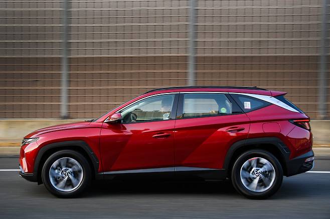 디 올 뉴 투싼의 측면