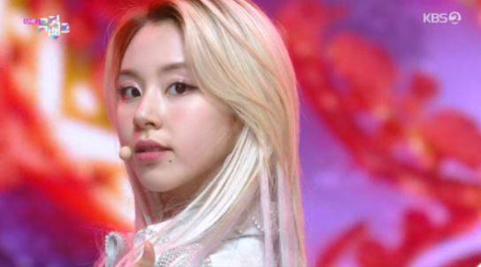 ‘뮤직뱅크’ 무대에 오른 트와이스 채영(사진=KBS2)