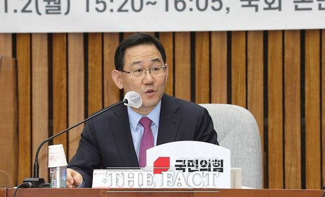 주호영 국민의힘 원내대표는 9일 더불어민주당이 국회 전체 상임위원회 등을 세종시로 이전하려는 것과 관련해 반대 의견을 냈다. /이새롬 기자