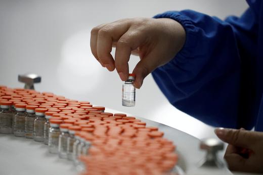 브라질에서 중국 시노백 백신 시험 참가자 1명이 사망했다./사진=로이터