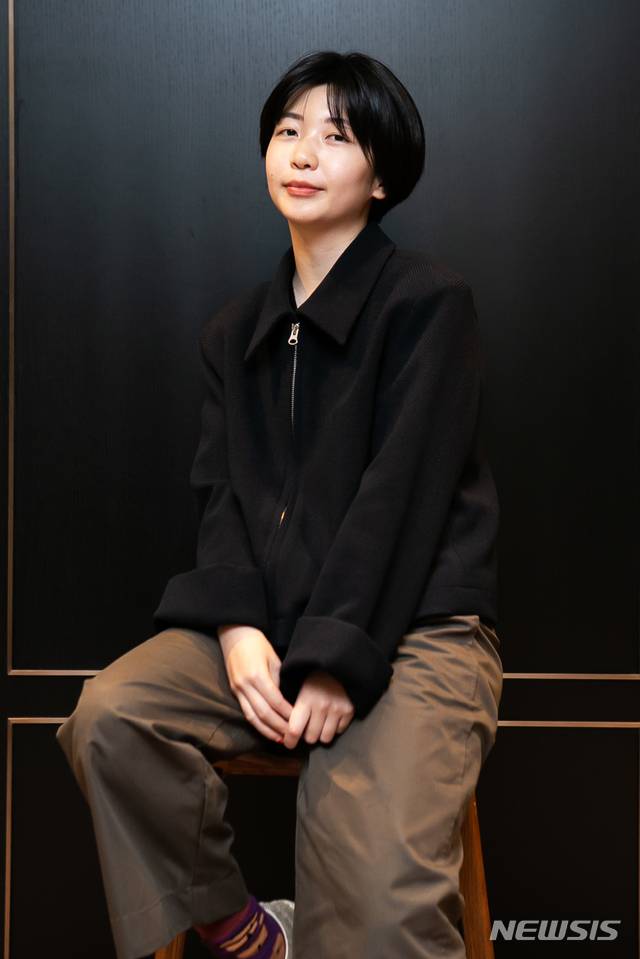 [서울=뉴시스] 영화 '애비규환'를 연출한 최하나 감독. (사진=리틀빅픽처스 제공) 2020.11.10 photo@newsis.com