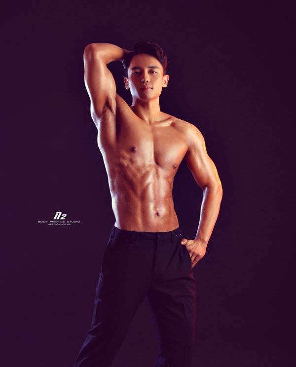 11월 12일 촬영한 이현준 기자의 바디프로필. [엔투스튜디오]