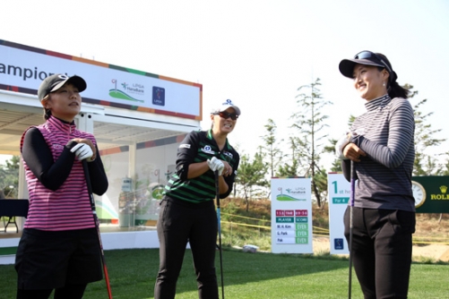 사진은 2012년 LPGA 투어 KEB·하나은행 챔피언십 때 이벤트 행사에 참가했던 (왼쪽부터)김미현, 박세리, 박지은 프로 모습이다. 사진제공=하나은행 챔피언십 대회본부